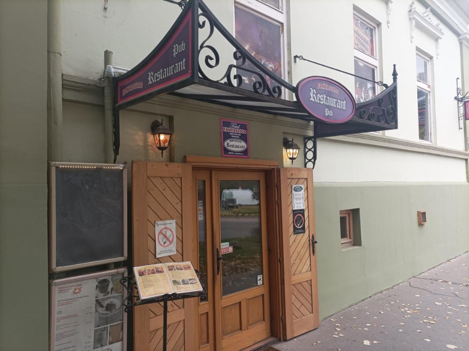 Fantastico Exlcusive Hotel Senta Buitenkant foto